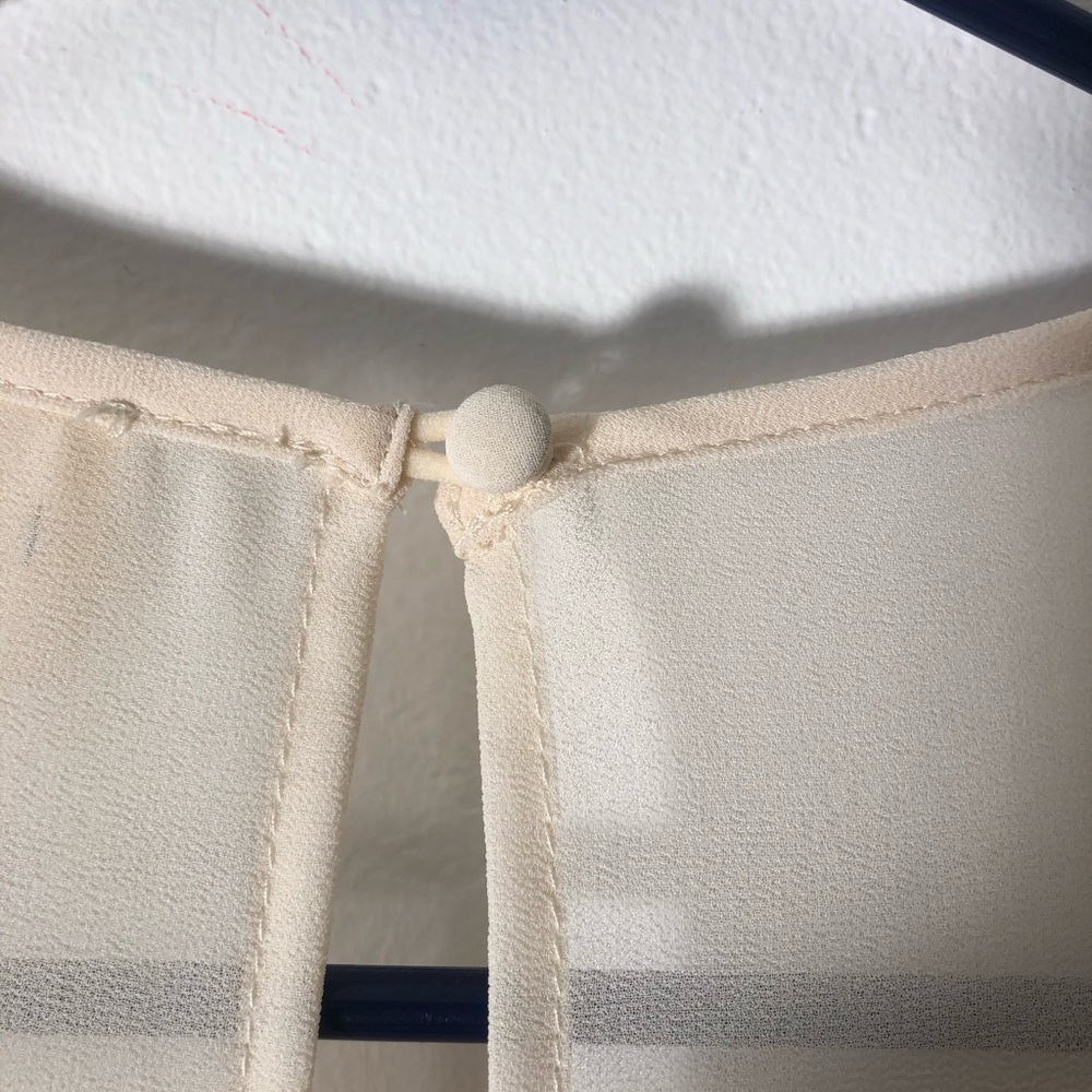 Pleated Blouse - Picture 4 of 6